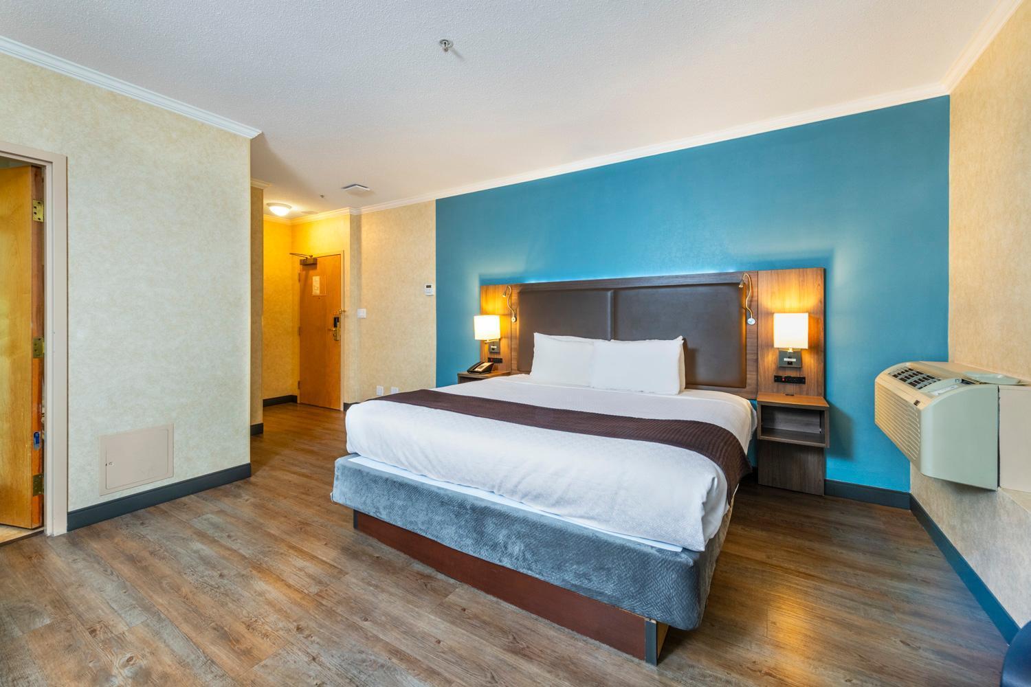 King Room Disability Access or Non Smoking