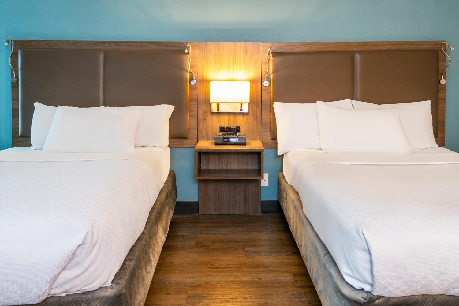 Double Room Two Double Beds Non-Smoking