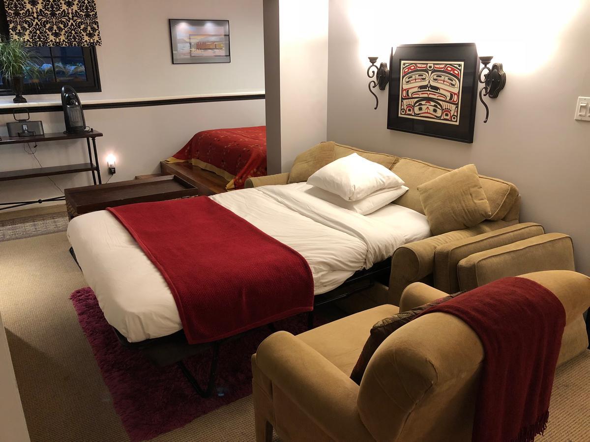 Deluxe Suite,644335659:JPEG